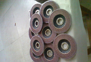 【百頁輪 磨具 專用于設備制造業的打磨,拋光。】價格_廠家_圖片 -